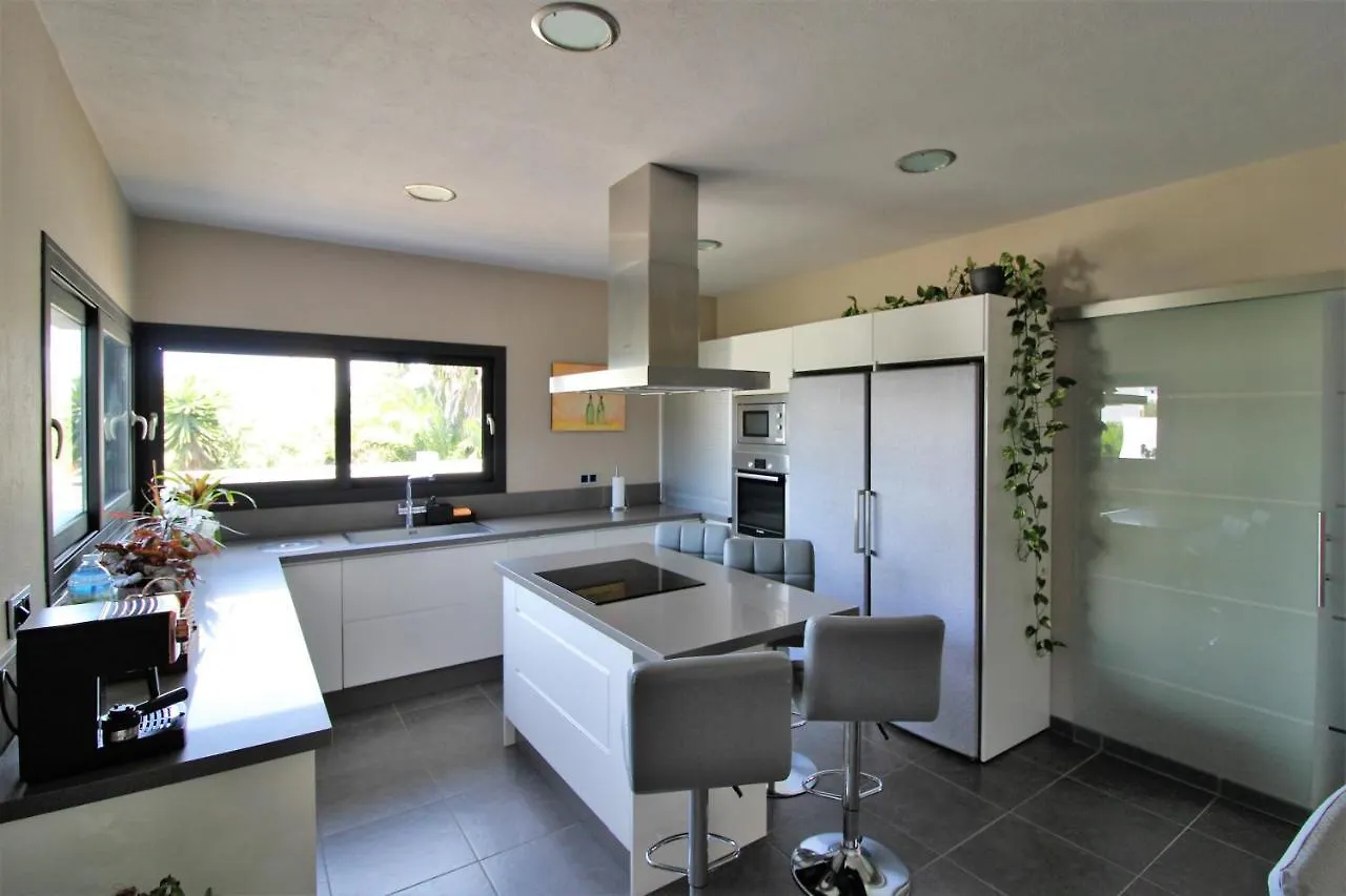 Semesterbostad Ca Na Elena Ibiza Villa San José